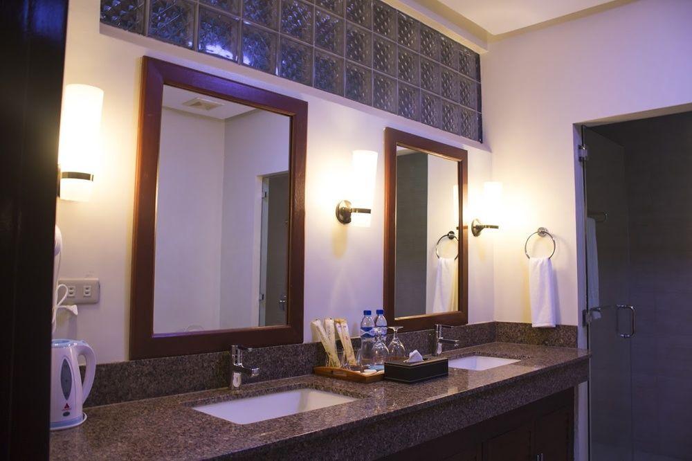 Costa Palawan Resort Puerto Princesa Extérieur photo